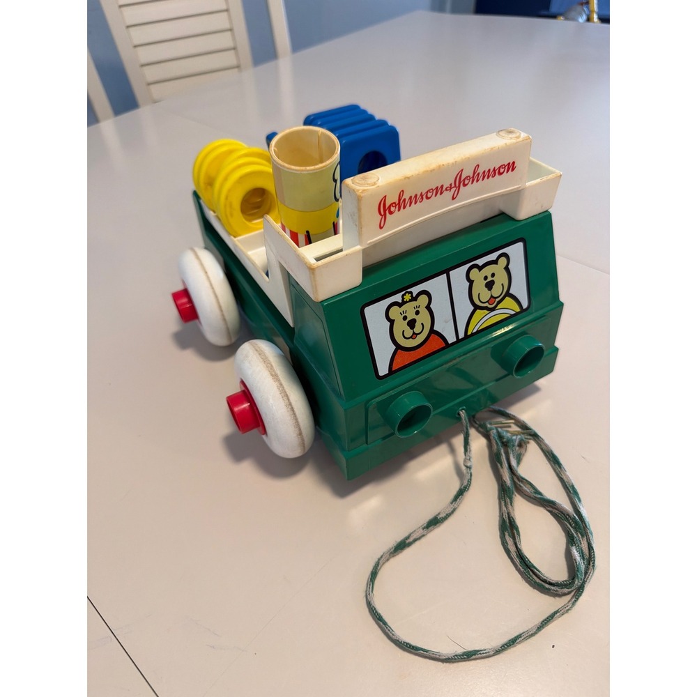 Vintage Johnson & Johnson Pull Truck Toy Stacking Rings Shapes Green White